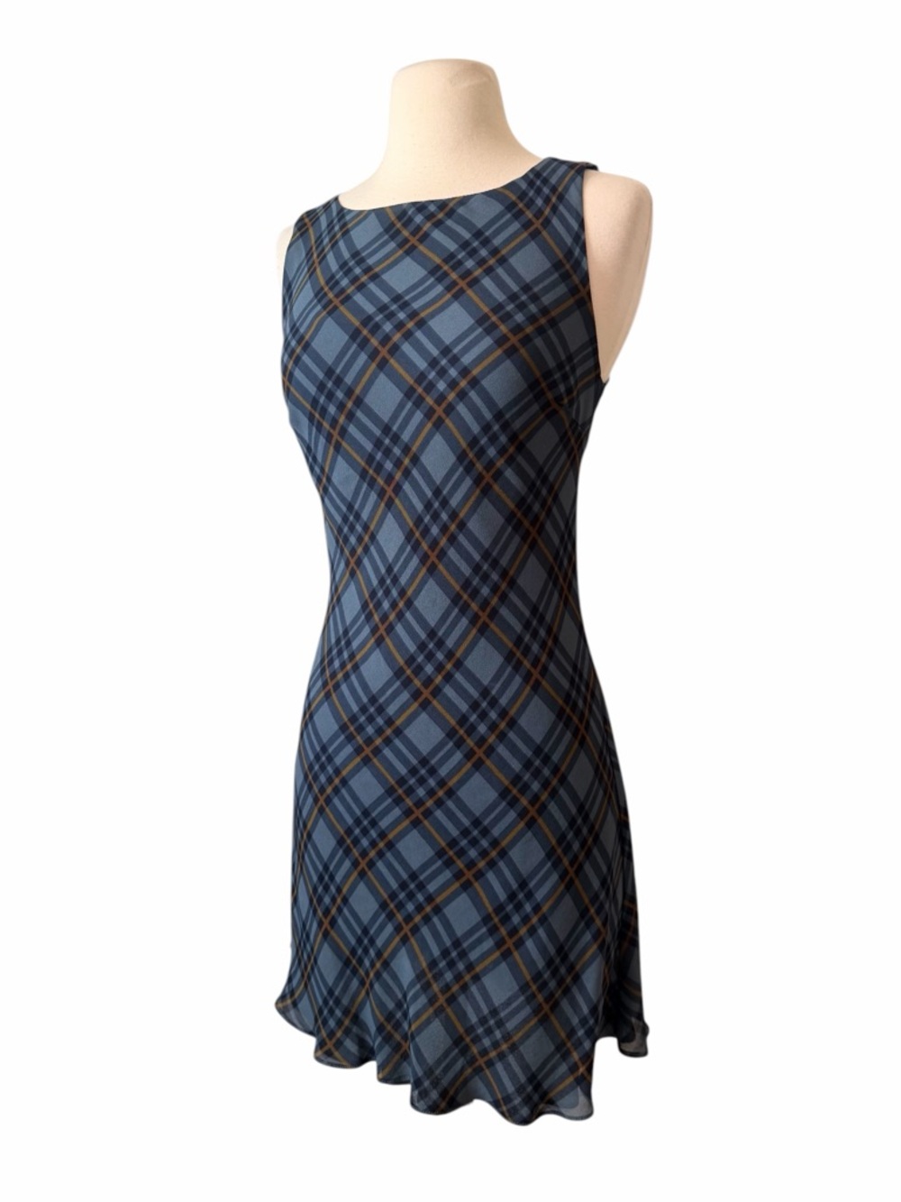 REFORMATION NEW DALE DRESS. - Picture 4 of 10
